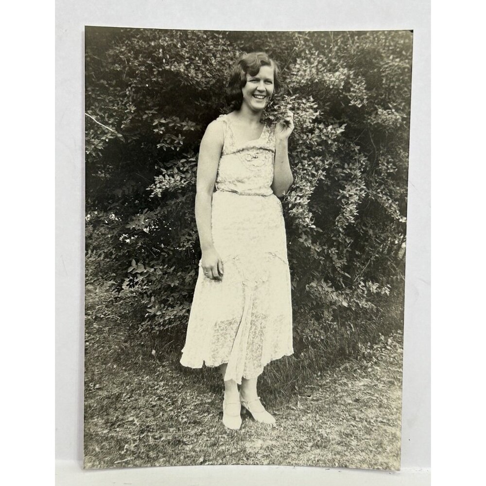 1931 Black & White Photo Picture Woman Outdoors Day Dress Vintage Fashion Shoes